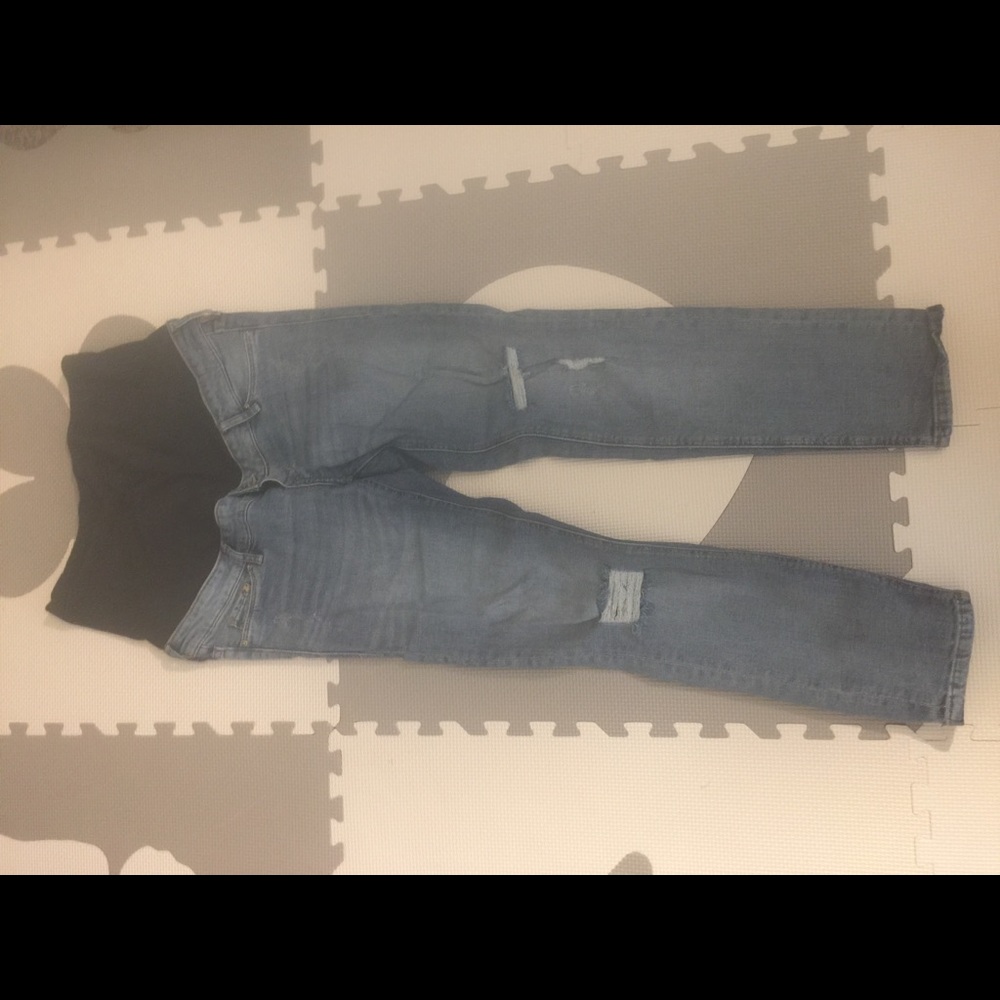 Maternity distressed jeans